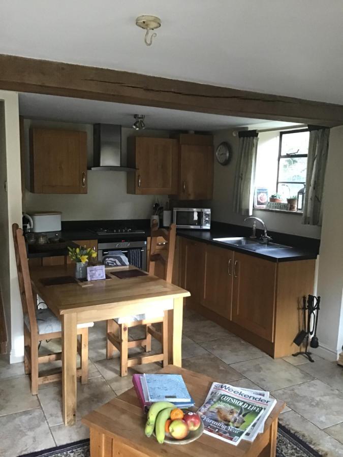 Dove Cottage Bisley  Εξωτερικό φωτογραφία