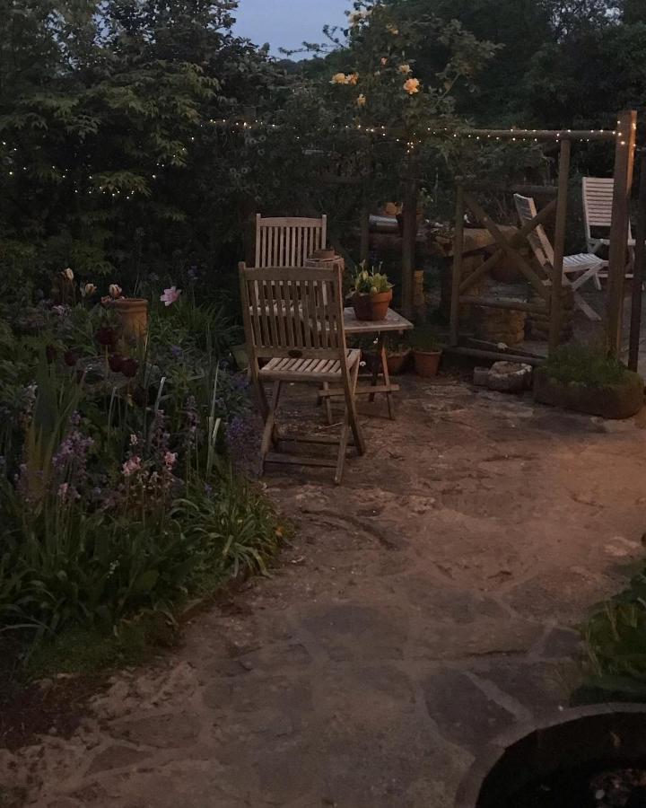 Dove Cottage Bisley  Εξωτερικό φωτογραφία