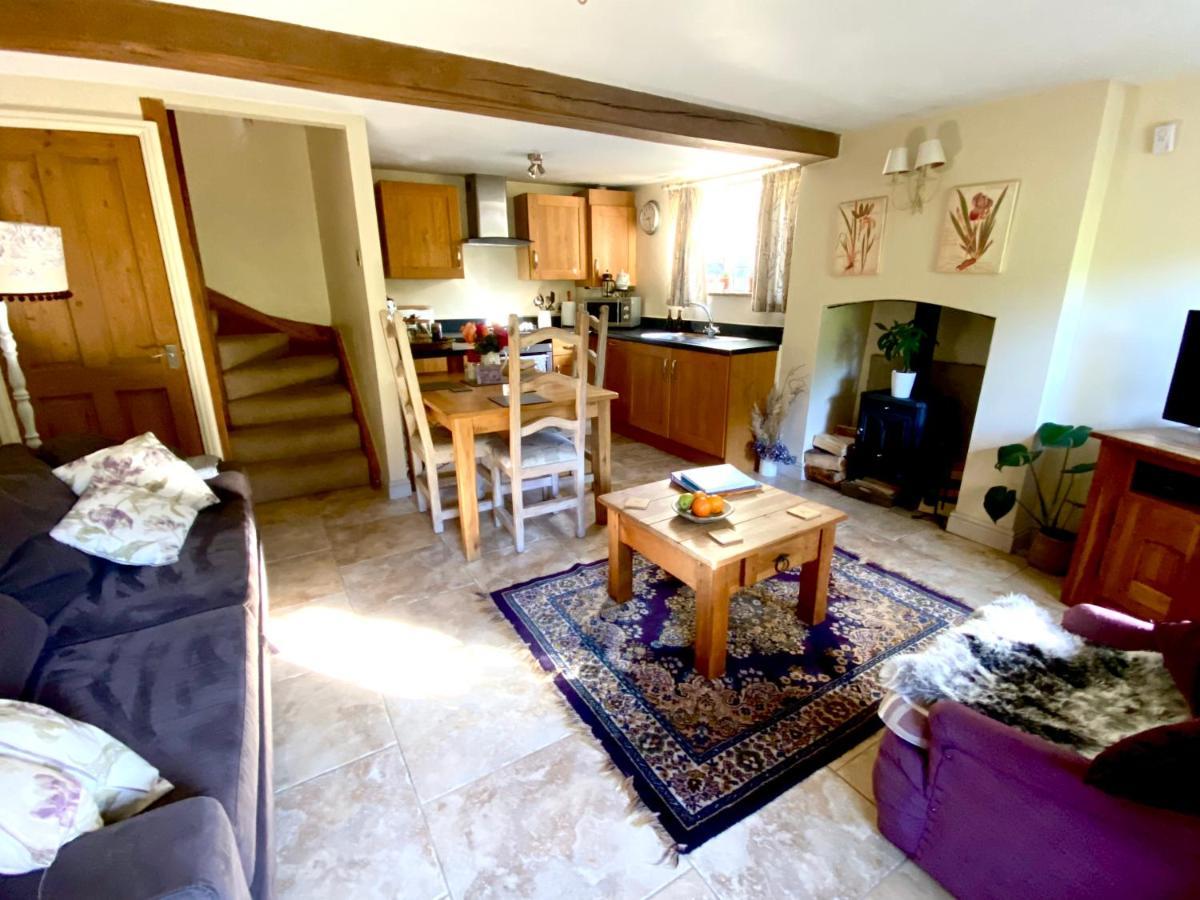 Dove Cottage Bisley  Εξωτερικό φωτογραφία